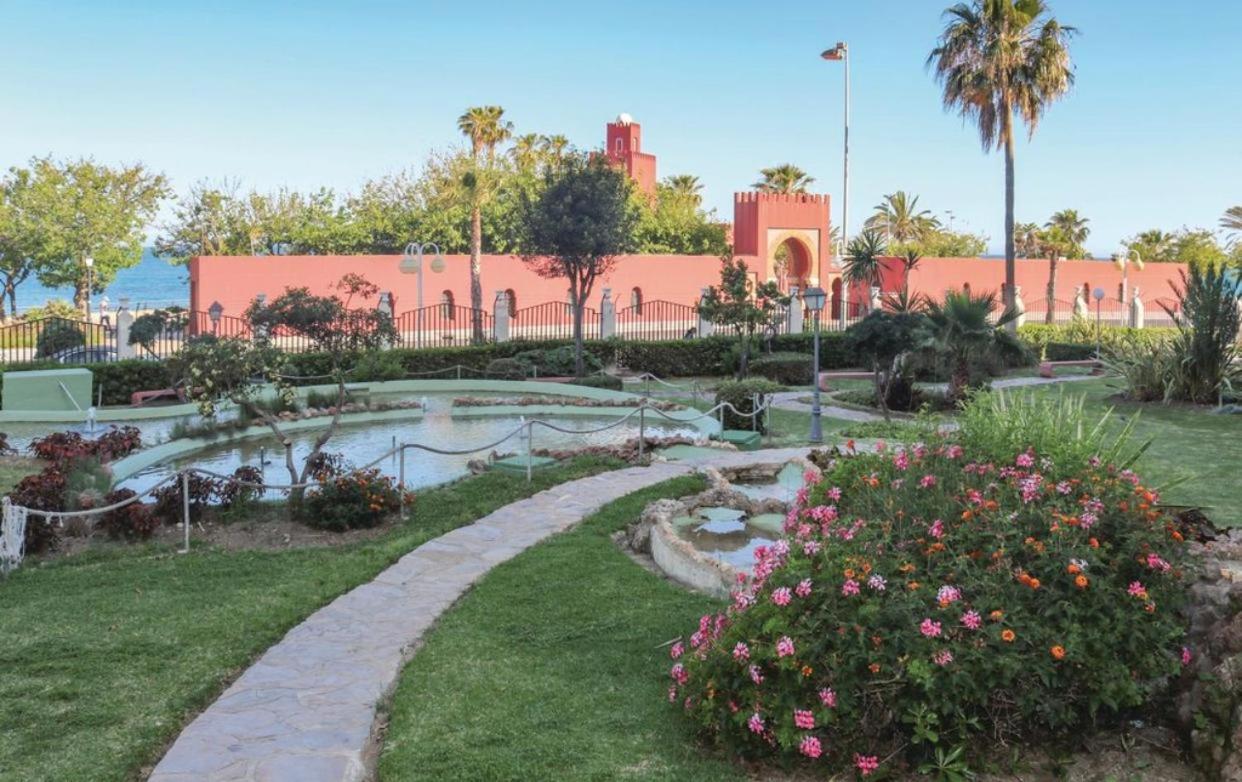 Apartamento Costa Del Sol 贝纳尔马德纳 外观 照片