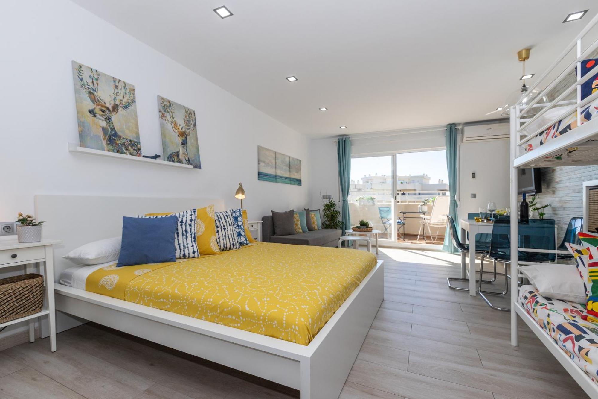 Apartamento Costa Del Sol 贝纳尔马德纳 外观 照片